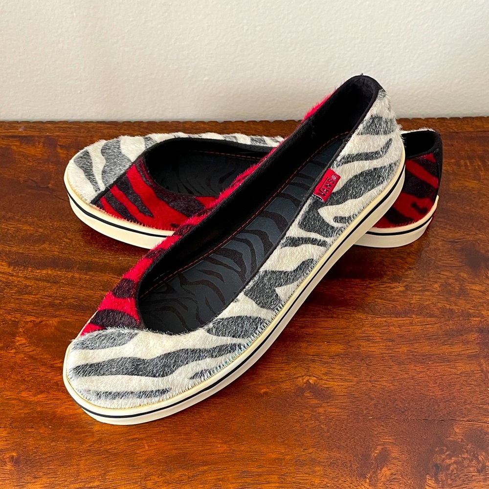 VANS Caliente Slip On Shoes Zebra Animal Print Ballet Flats Rare